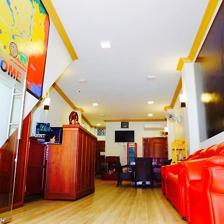 Dynsey Boutique Hotel Phnom Penh Exteriör bild