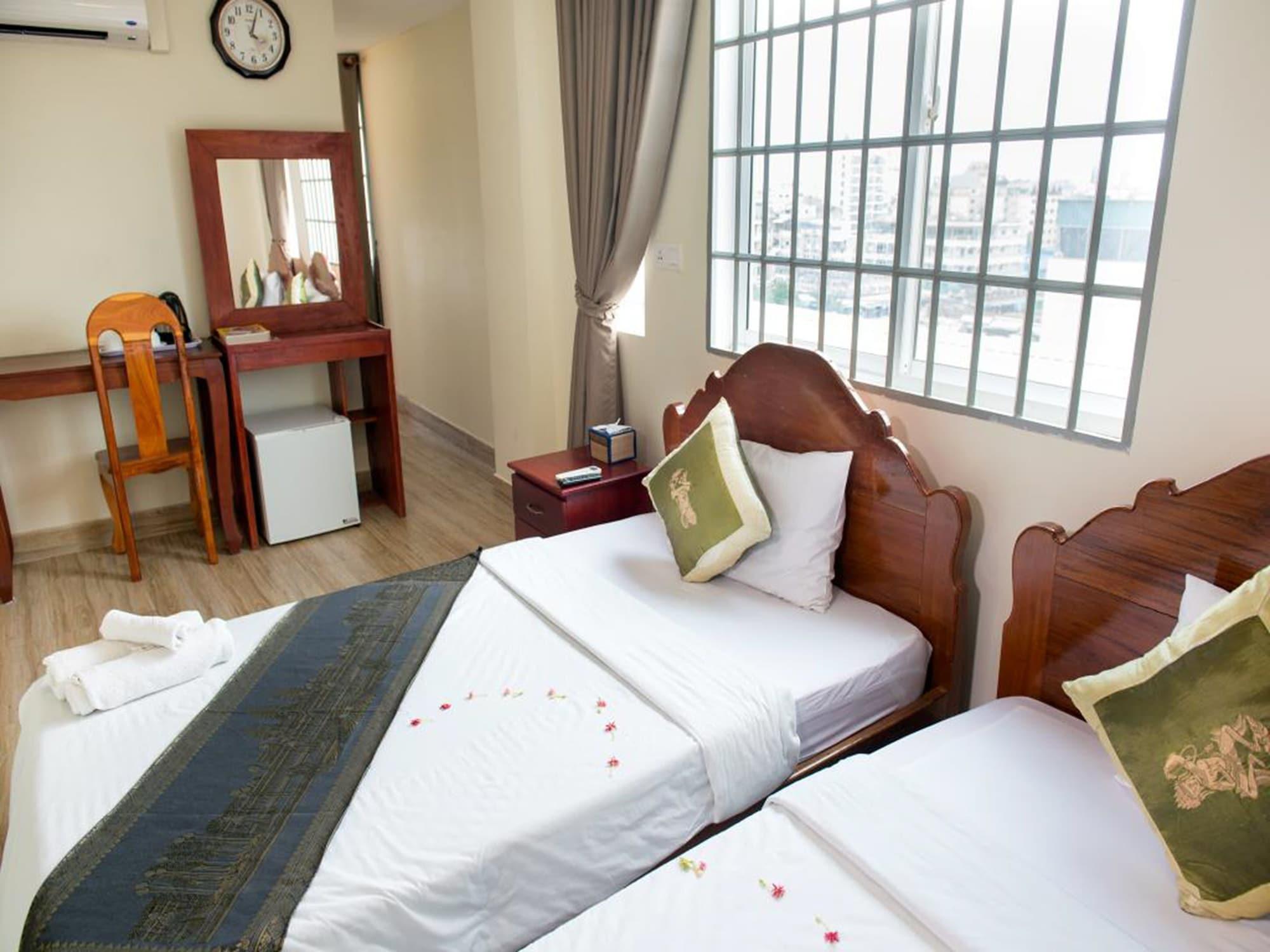 Dynsey Boutique Hotel Phnom Penh Exteriör bild