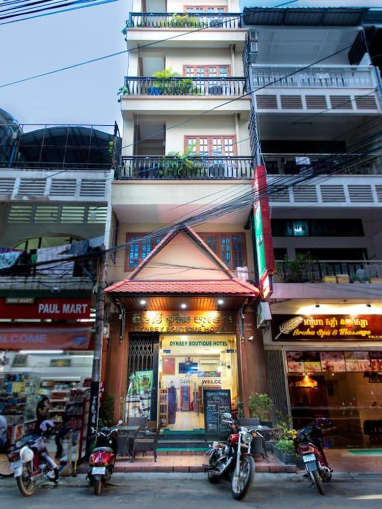 Dynsey Boutique Hotel Phnom Penh Exteriör bild