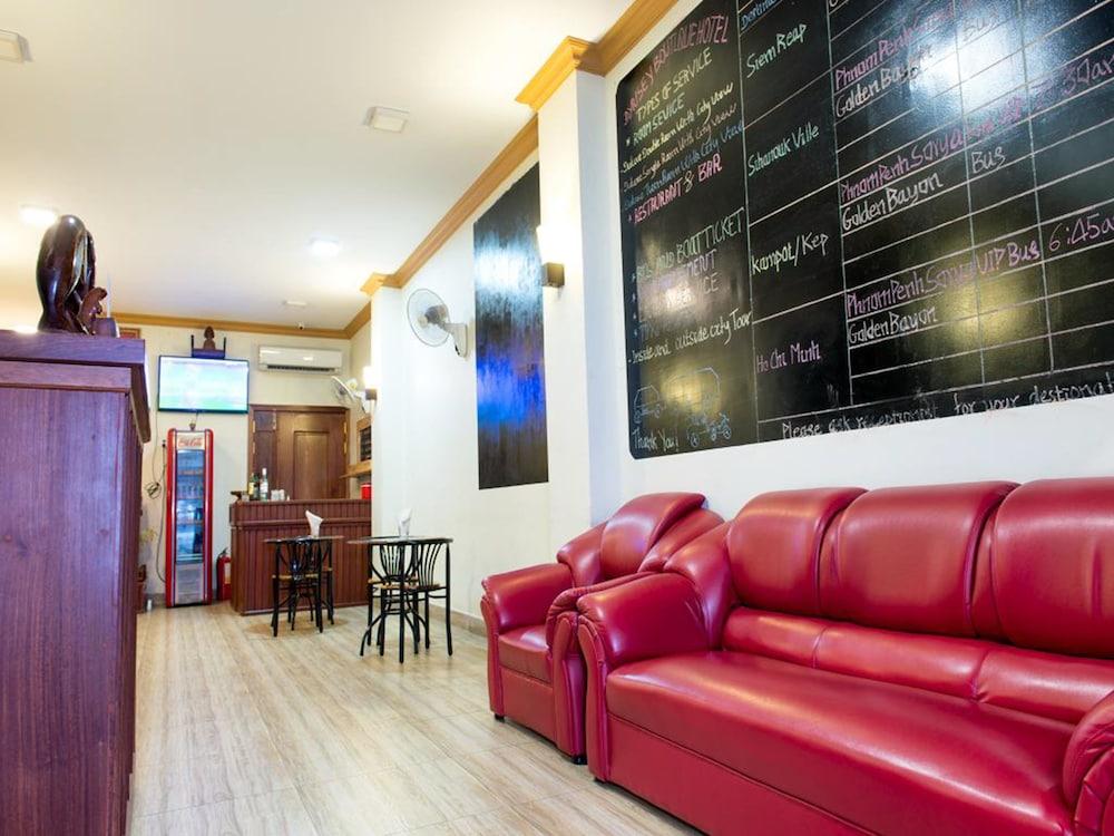 Dynsey Boutique Hotel Phnom Penh Exteriör bild